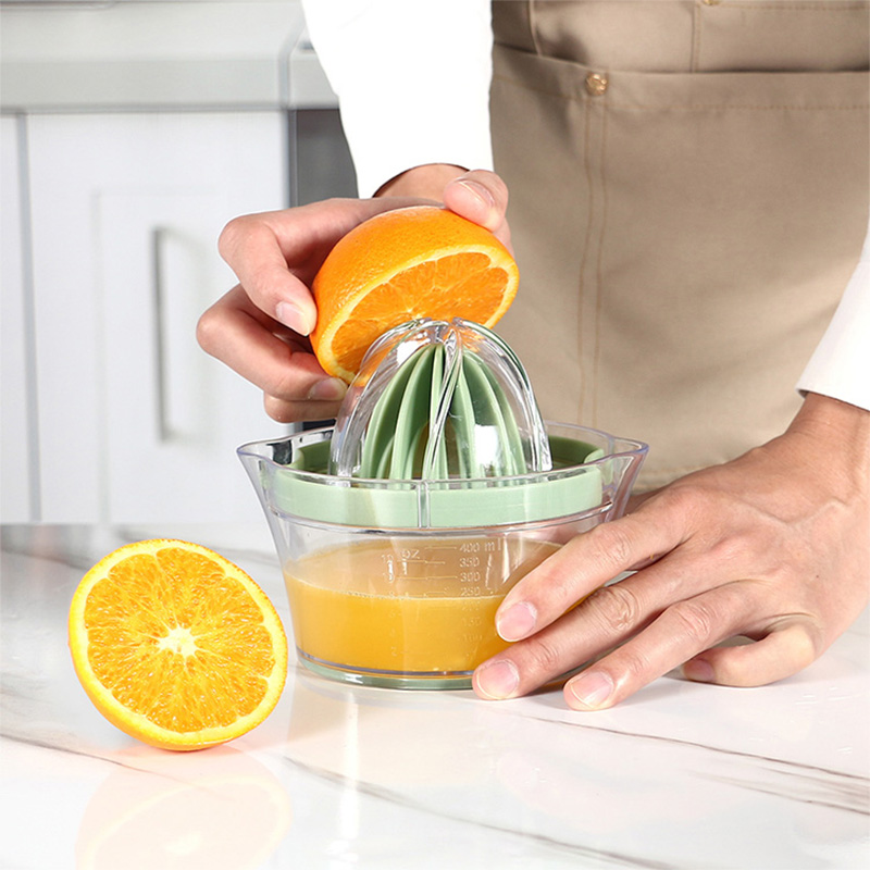 Squeezer with built-in plastic